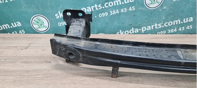 VAG 3T0807109B Усилитель переднего бампера в наличии Павлоград