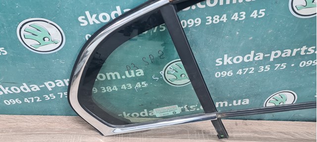 VAG 3T5845210P Стекло-форточка двери задней правой в наличии Ровно