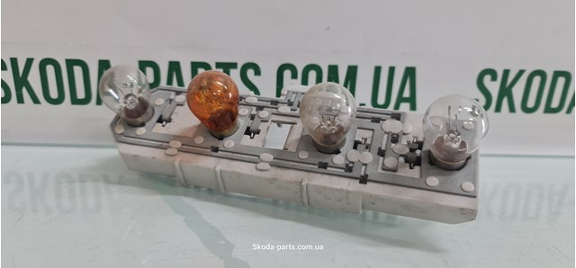 Задняя левая фара 3U5945257 VAG