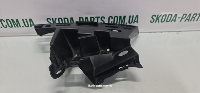 VAG 5J0807055 Кронштейн бампера переднего левый в наличии Ровно
