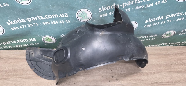 VAG 5J0809957B Подкрылок крыла переднего левый в наличии Киев