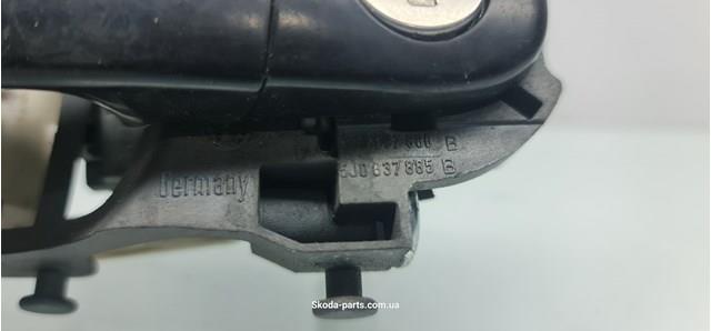 5J0837885B VAG Держатель наружной ручки двери передней левой купить в Чернигов