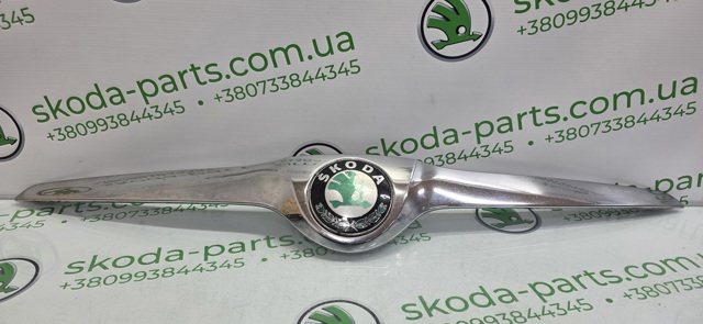 Накладка капота декоративная 5J0853633A VAG