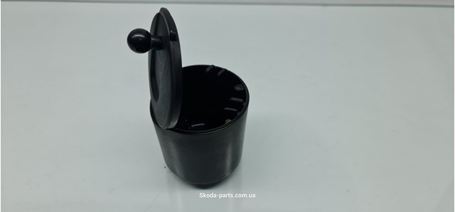 5J0857961 VAG Пепельница купить в Павлоград