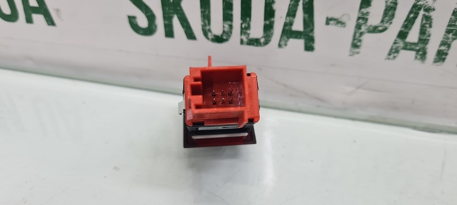 5J0953235D VAG Кнопка аварийки купить в Днепр
