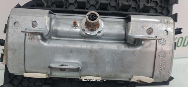 5J1880202A VAG купить в Ирпень