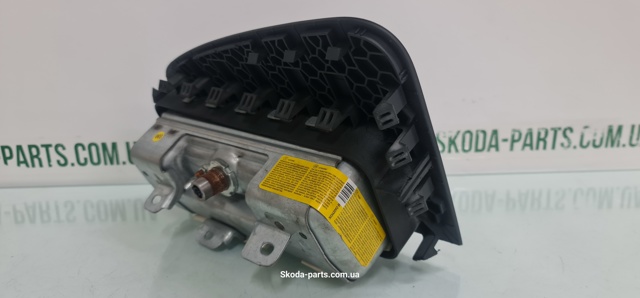 VAG 5J1880202A в наличии Черкассы