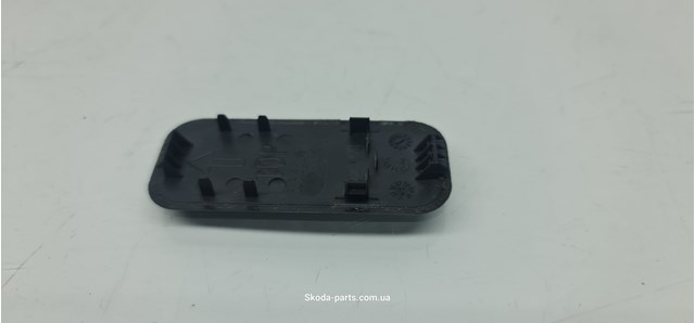 VAG 5J6862378B в наличии Павлоград