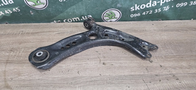 Рычаг передней подвески нижний, правый 5Q0407152P VAG