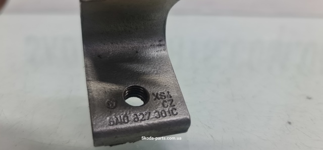 VAG 6N0827301C Петля задней двери в наличии Черкассы