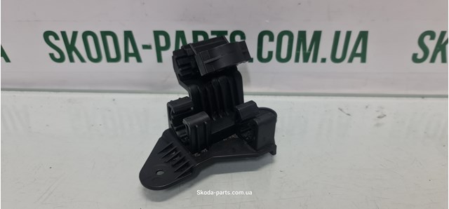 VAG 6Q0820771A в наличии Полтава
