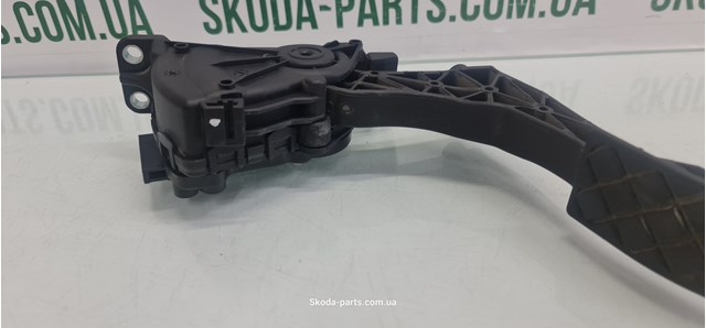 VAG 6Q1721503C Педаль газа (акселератора) в наличии Черновцы