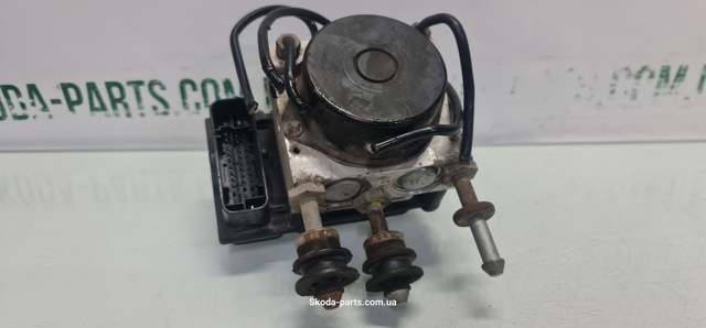 VAG 6R0614117K Блок управления АБС (ABS) гидравлический в наличии Николаев