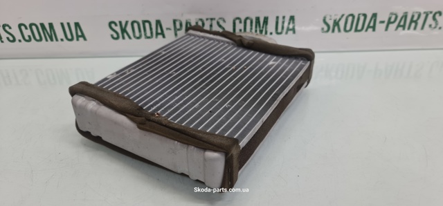 VAG 6R0819031 Радиатор печки (отопителя) в наличии Ирпень