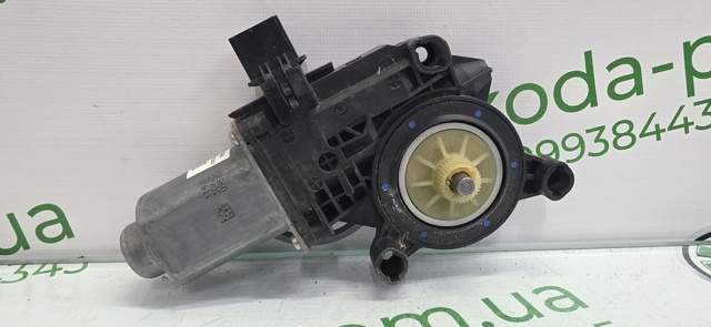 VAG 6R0959802AQ в наличии Киев