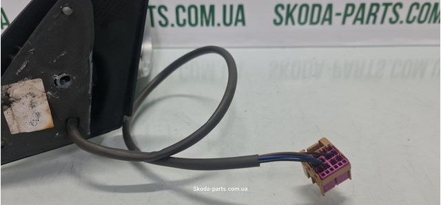 6Y1857502R VAG Правое зеркало купить в Киев