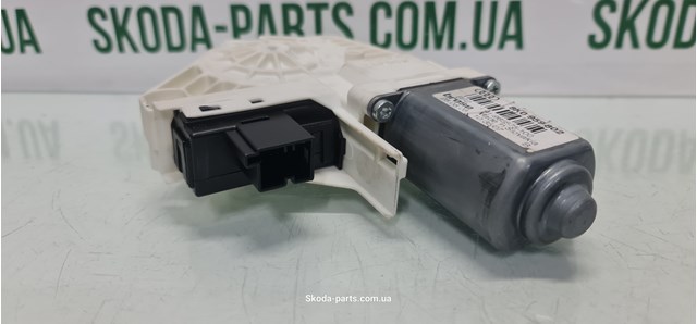 VAG 8K0959802 Мотор стеклоподъемника двери передней правой в наличии Ирпень