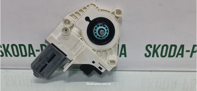 VAG 8K0959802 Мотор стеклоподъемника двери передней правой в наличии Одесса