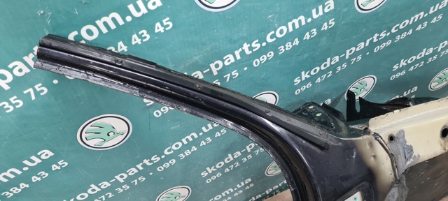 8L0809102C VAG Арка крыла переднего правого купить в Ирпень