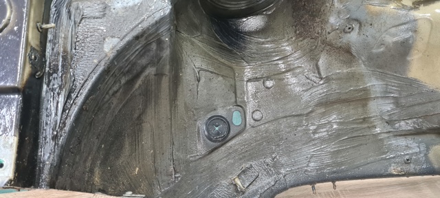 8L0809102C VAG Арка крыла переднего правого купить в Винница