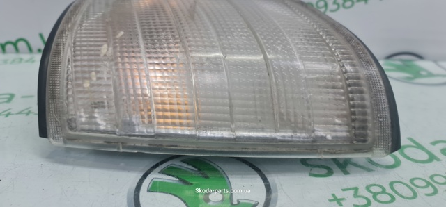 A1248260743 MERCEDES Поворотник левый купить в Запорожье