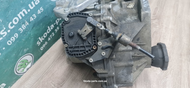 OAM301103F VAG Корпус коробки передач АКПП/КПП купить в Кривой Рог