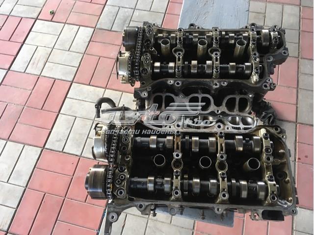 Головка цилиндров 1110139525 TOYOTA