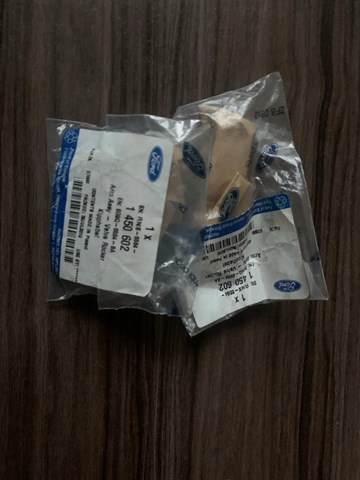  Коромысло клапана 1450602 FORD