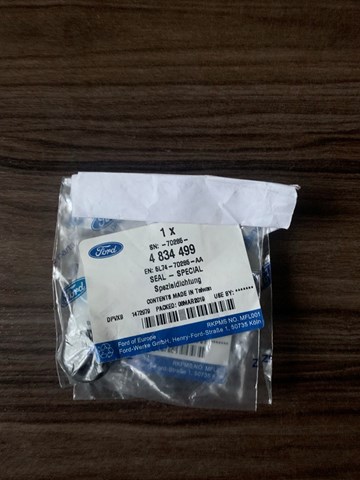 4834499 FORD Сальник распредвала двигателя передний купить в Кривой Рог