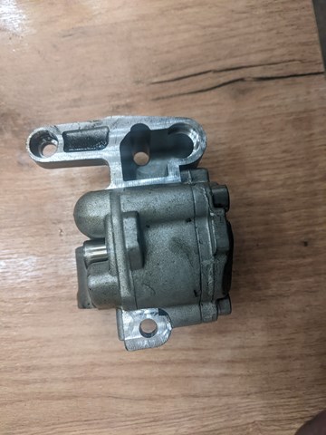 03G115105C VAG Масляный насос купить в Кривой Рог