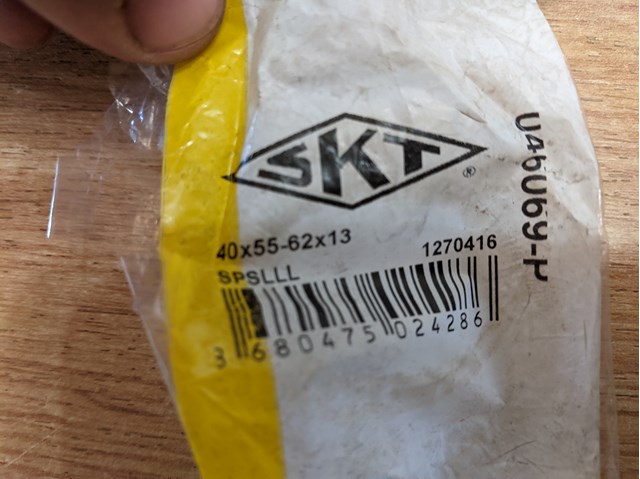 046069P SKT Левый сальник полуоси купить в Полтава