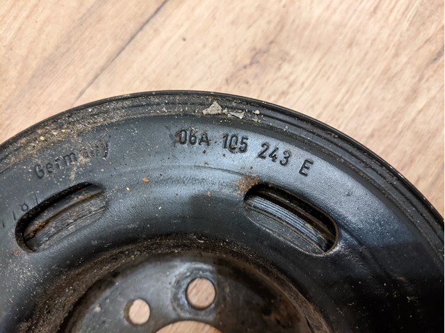 VAG 06A105243E Шкив коленвала в наличии Павлоград