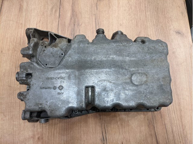 Масляный поддон двигателя 06F103603 VAG