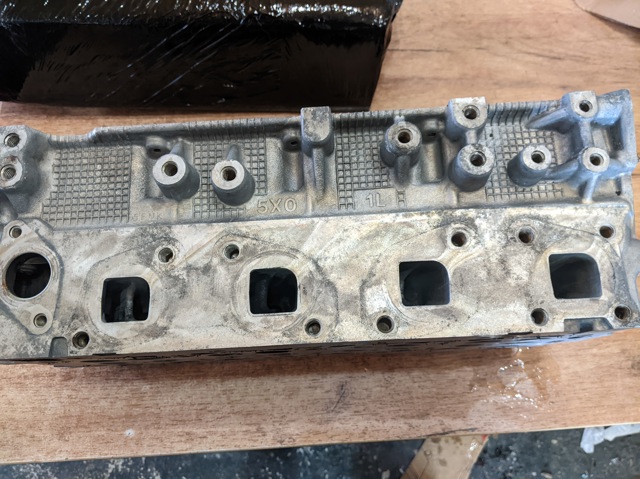 NISSAN 110405X00A Головка блока цилиндров (ГБЦ) в наличии Запорожье
