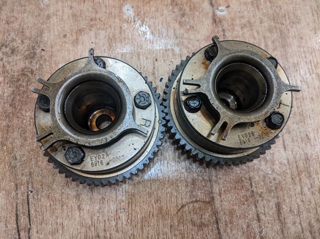 13025EY02B Nissan/Infiniti Звездочка-шестерня распредвала