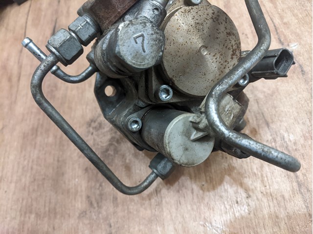 SUBARU 16625AA030 ТНВД в наличии Одесса