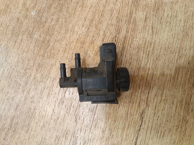 Клапан соленоид регулирования заслонки EGR 1J0906283A VAG