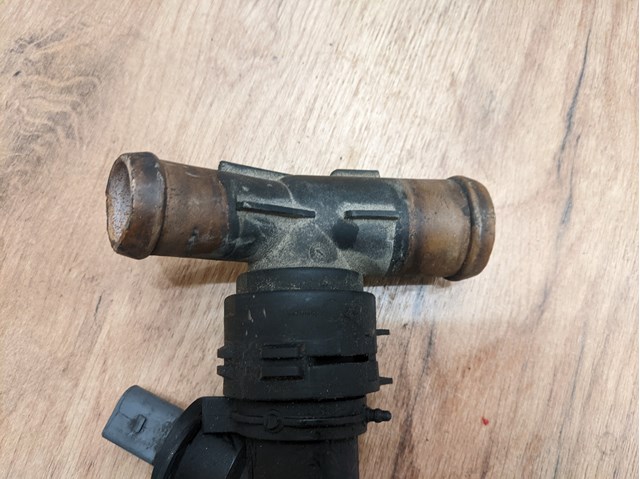 Быстросъемная муфта шланга радиатора охлаждения 1K0122291B VAG