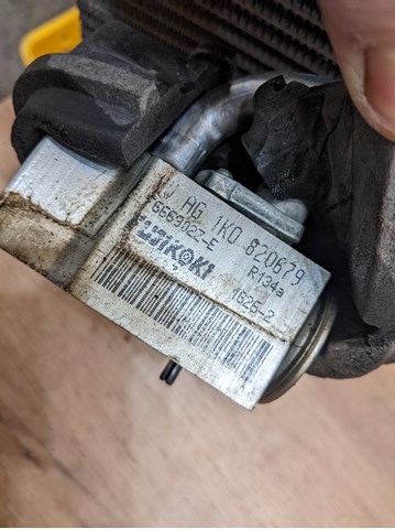 Клапан расширительный 1K0820679 VAG