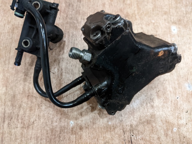 HYUNDAI 3310027900 ТНВД в наличии Львов