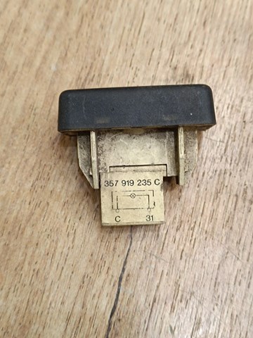 VAG 357919235C в наличии Львов