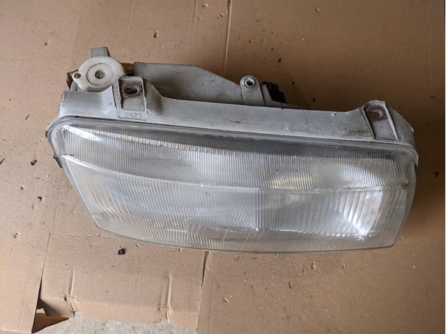 VAG 3A0941018 Фара правая в наличии Сумы