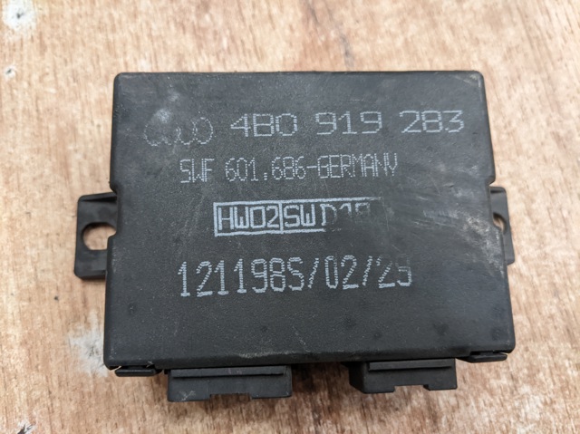 Модуль управления (ЭБУ) парктроником 4B0919283 VAG