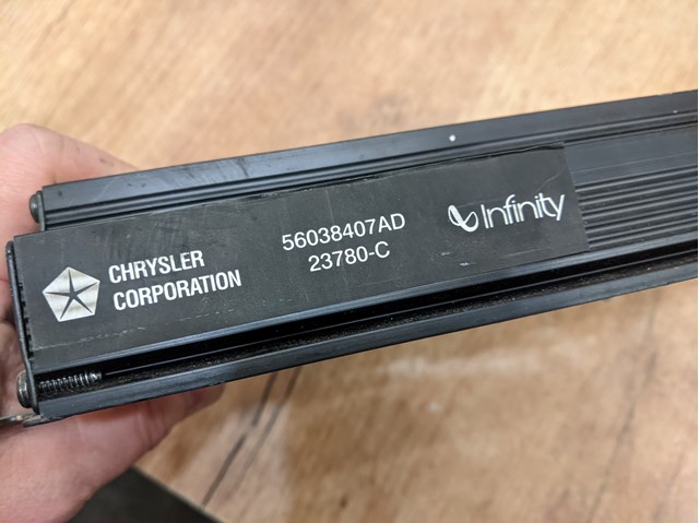 CHRYSLER 56038407AD Усилитель звука аудиосистемы в наличии Украина