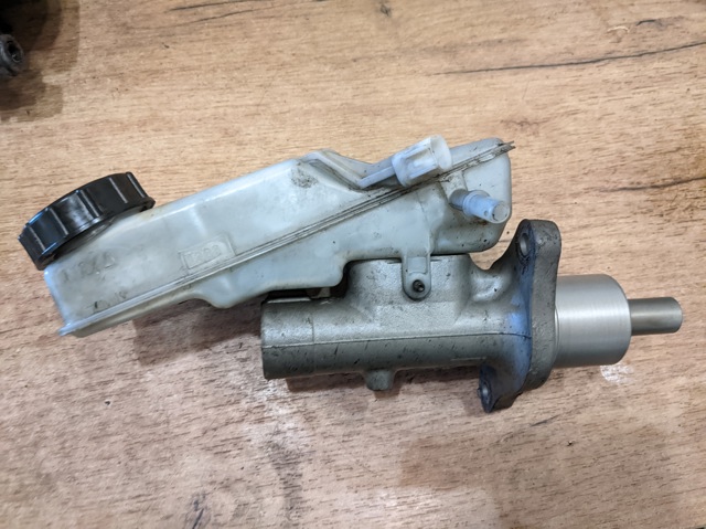 6M512140BC FORD Главный тормозной цилиндр купить в Киев