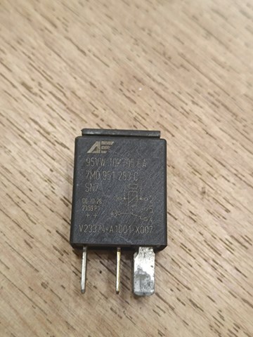 Реле электрическое многофункциональное 7M0951253C VAG