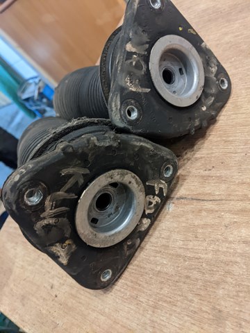 Опора передней стойки 803158 SACHS
