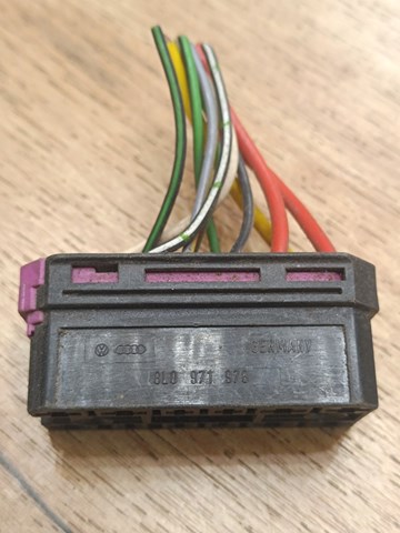 VAG 8L0971978 в наличии Одесса