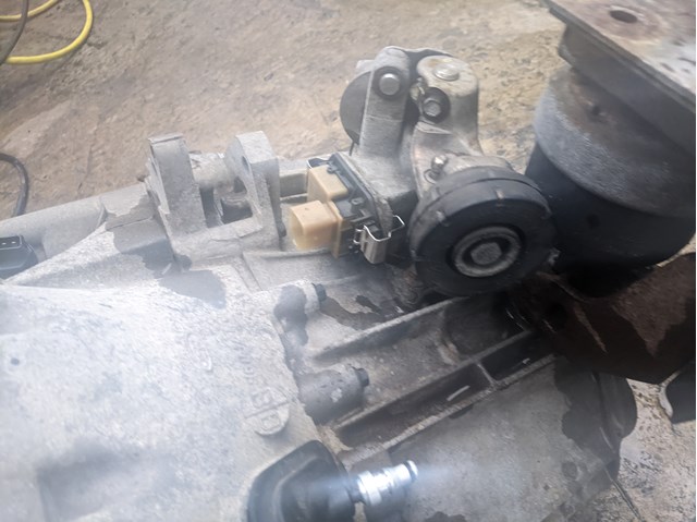 957T7F096 FORD КПП купить в Полтава
