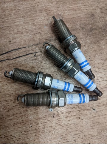 FR8SPP332 Свеча зажигания купить Кривой Рог